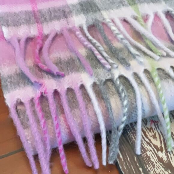 NWT BALLANTRAE Edinburgh Lambswool Plaid Scarf LAVENDER GREEN Scotland - Picture 2 of 7